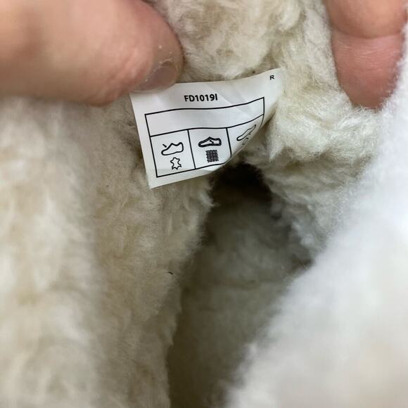 Koolaburra by UGG Sz 5 Andrah Suede Short Boots Elderberry Purple Lavender Bow - Picture 14 of 16